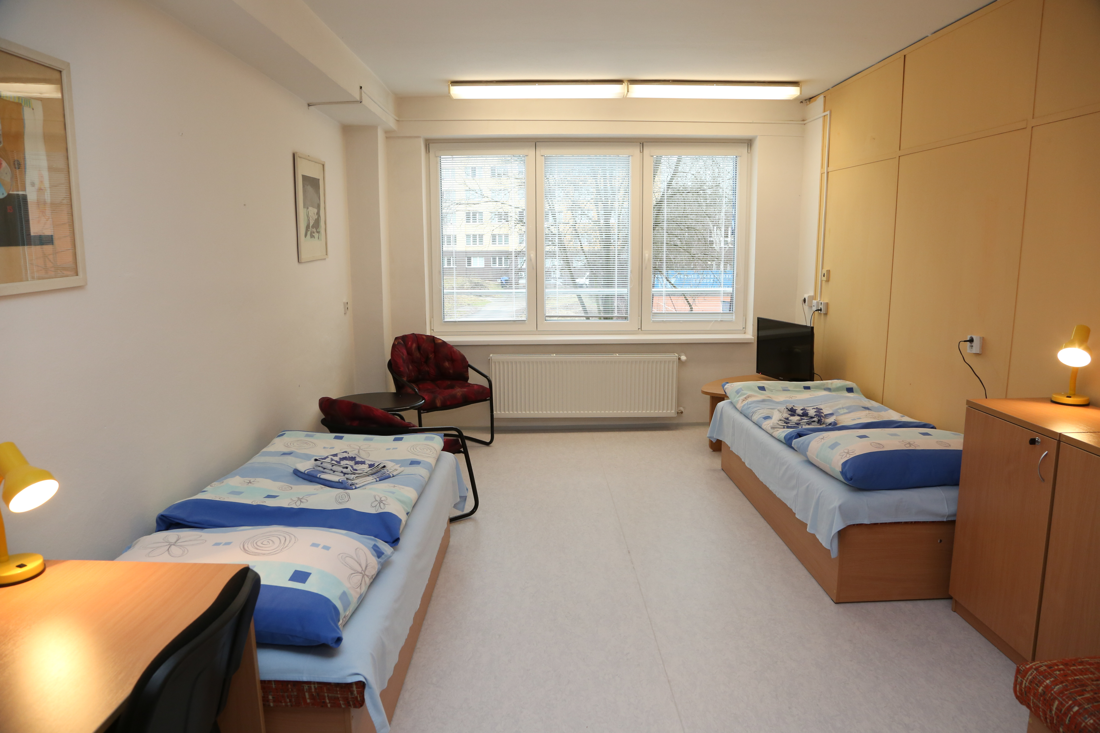 Ubytovacie zariadenie Veľký Diel je súčasťou Žilinskej univerzity v Žiline.  Poskytuje ubytovanie pre študentov, ale aj širokú verejnosť